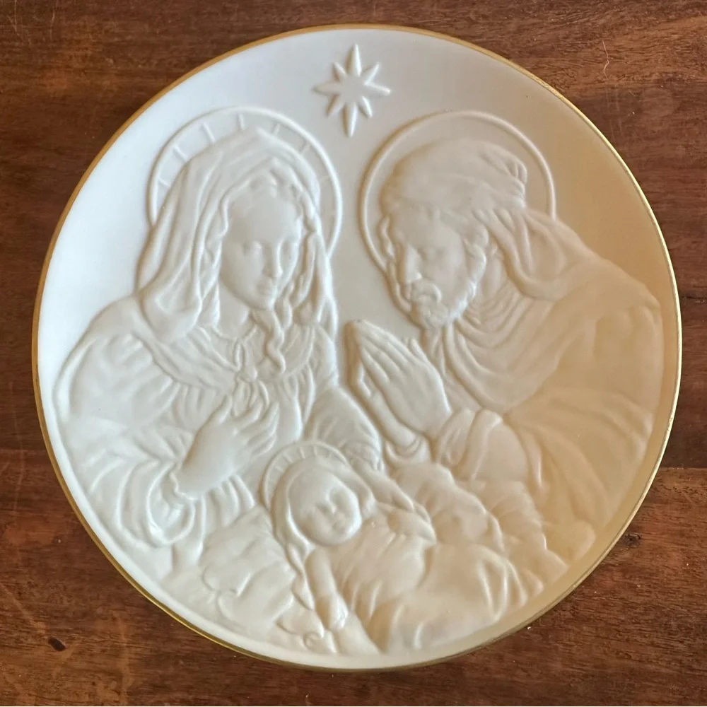 Lenox Nativity Vignettes The Holy Family, White Bisque Porcelain Plate  - 1993